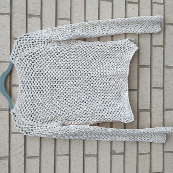 Abercrombie Sweater/White - Picture 8 of 10